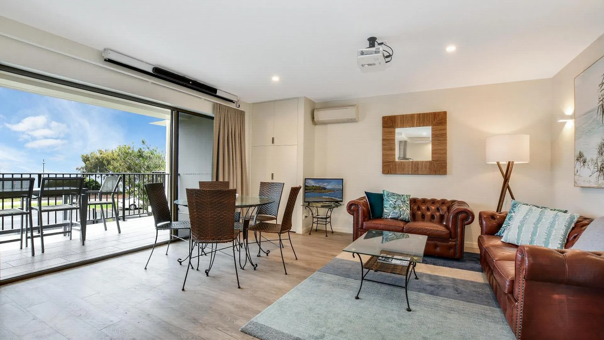 Illawong Apartments Mooloolaba Australia